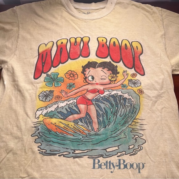 Betty Boop Tee - Picture 2 of 3